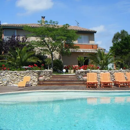 Le Domaine De Charline De 1 A 35 Personnes